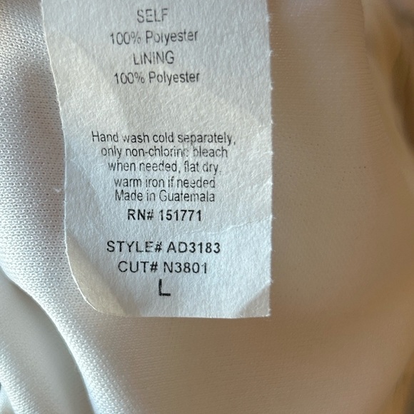 Gilli White and Black Floral Maxi Dress - Picture 8 of 9